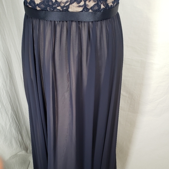 Morilee Madeline Gardner Navy Lace Nude Under Sleeveless Floor Length Gown Sz 8 - Picture 4 of 12